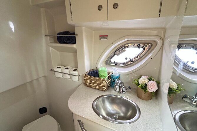 Private Luxury Yacht in Miami - FAQ