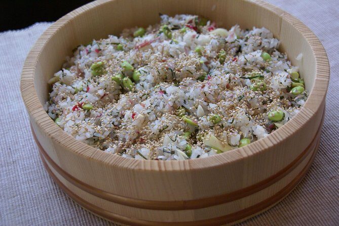 Private Market Tour and Cooking Lesson With a Tokyo Native Makiko in Her Home - Who Should Consider This Tour?