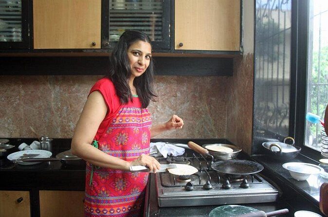 Private Market Tour and Vegetarian Cooking Class in Mumbai - The Sum Up: Who Should Consider This Experience?