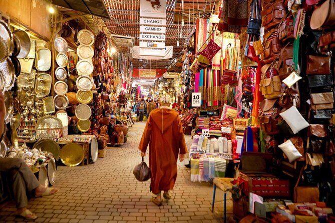 Private Marrakesh Souk Tour: Shop Like a Local with a Local Guide - Who Should Consider This Tour?