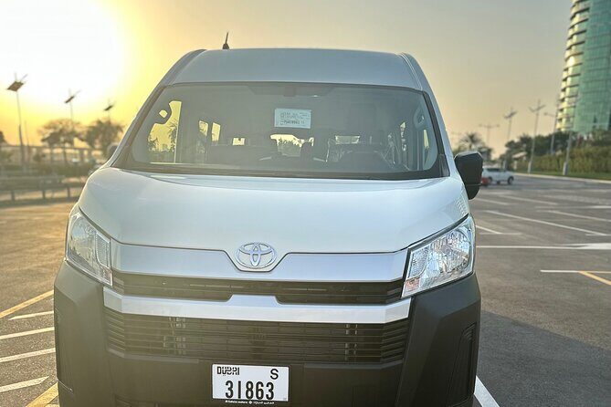 Private Mini Bus Rental With Driver In Dubai - Who Should Consider This?