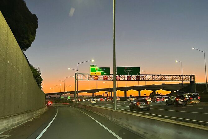 Private Mini Van Transfer From Auckland City To Auckland Airport - FAQ