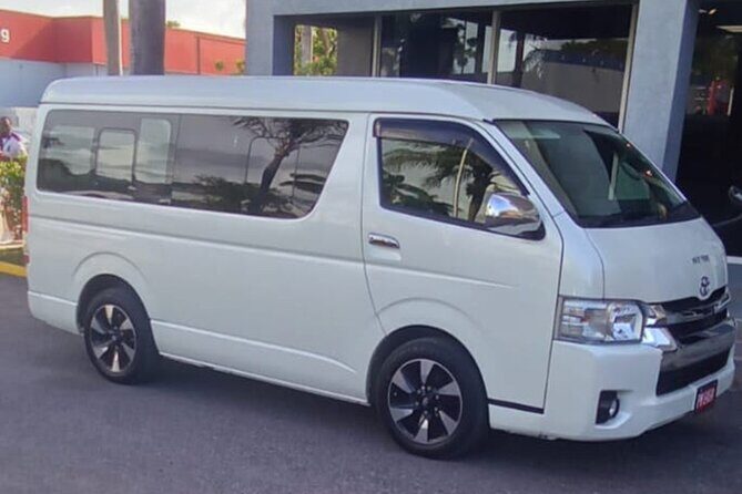 Private Montego Bay Airport Transfer to Montego Bay Hotels - The Vehicle and Comfort