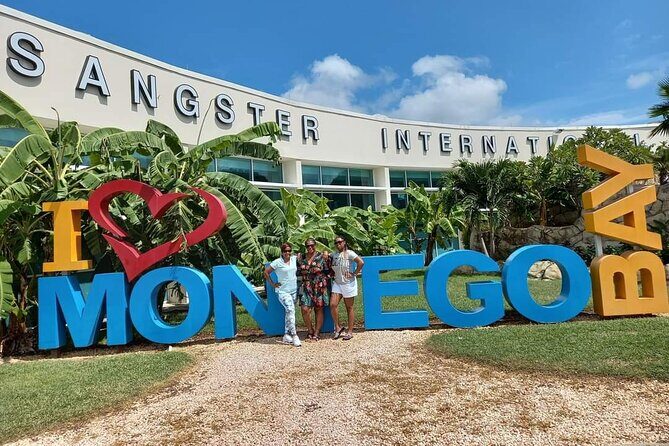 Private Montego bay Airport Transfer To Runaway Bay St. Ann - Key Points