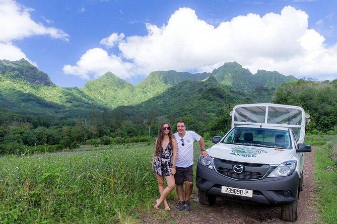 Private Morning Moorea 4WD Tour with Champagne - What the Reviews Say