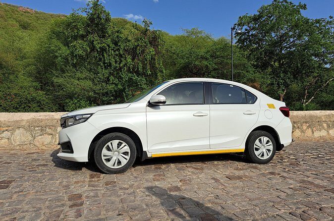 Private New Delhi Arrival Transfer Airport to Hotel/Accommodation - FAQs