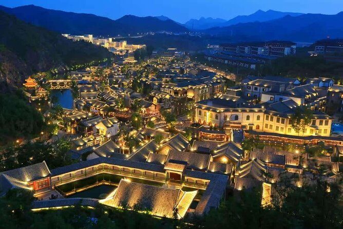 Private Night Tour to Gubei Water Town and Simatai Great Wall with Cable Car - Who Is This Tour Best For?