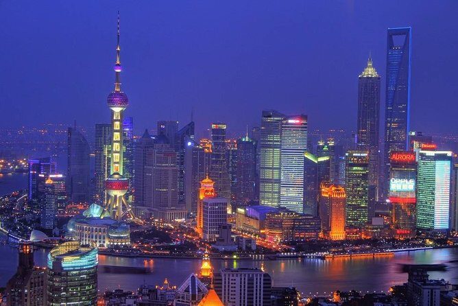 Private Night Tour-VIP River Cruise and Shanghai Tower Option - An Overview of the Experience