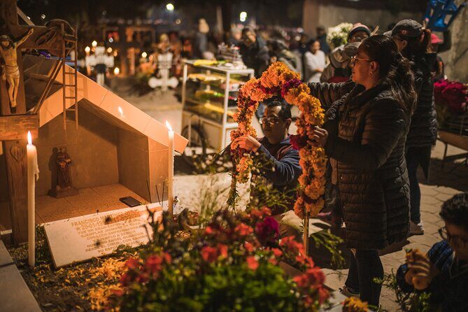 Private Oaxaca Walking Tour: Xoxocotlán Day of the Dead Altars - Authenticity and Cultural Sensitivity