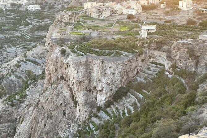 Private Oman Full Day Guided Sightseeing Tour - Key Points