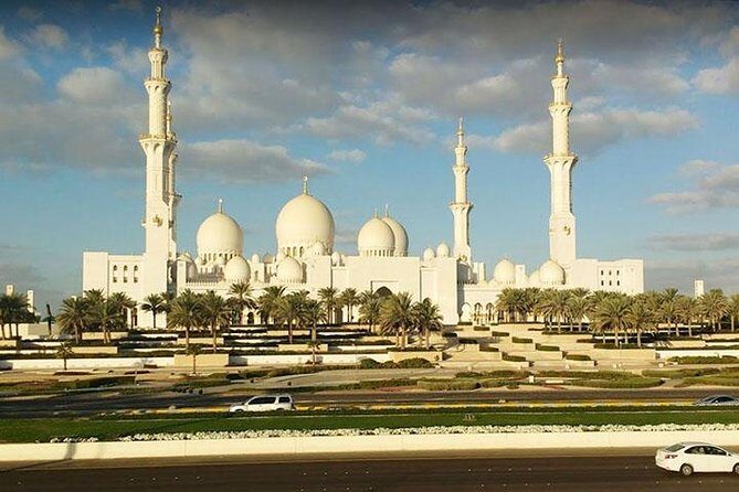 Private One-day Abu Dhabi Highlight Tour With Lunch - FAQs