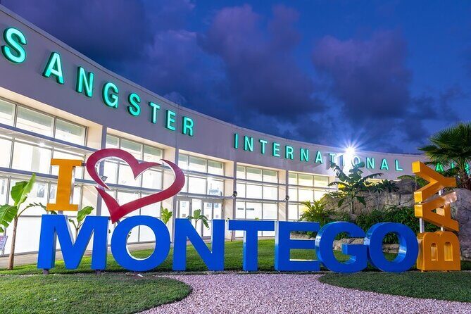 Private One-Way and Roundtrip Airport Transfer to Montego Bay Hotels - In-Depth Review of the Transfer Experience