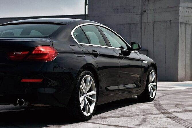 Private One-way Transfer Harry Reid Airport To Las Vegas - In The Sum Up
