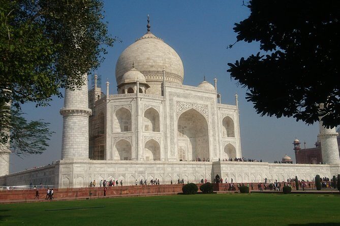 Private Over Night Taj Sunrise and Sunset From New Delhi - Authentic Insights from Travelers