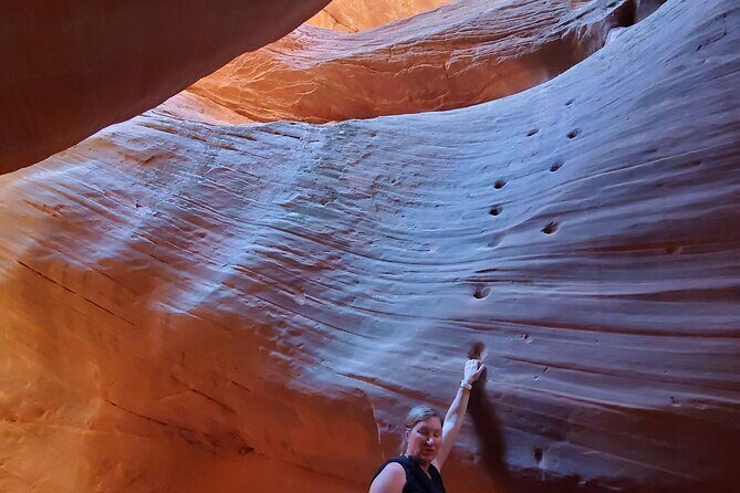 Private Peek-A-Boo slot canyon guided tours - Considerations and Caveats