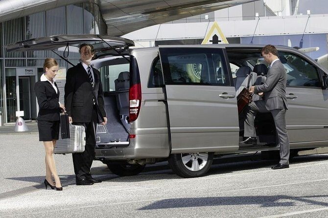 Private Pickup Transfer from Cairo Airport to Hotels in Cairo - FAQ