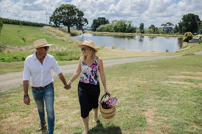 Private Picnic Lunch Experience in Orange with Wine - Authentic Feedback from Past Guests