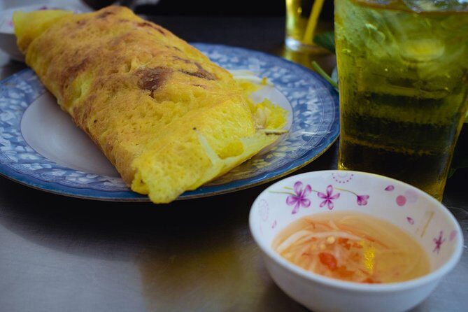 Private Premium Foodie Walk: 11 Must-Try Street Food Tasting - Why This Tour Works Well