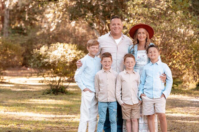 Private Professional Holiday Photoshoot in Charlotte - Key Points