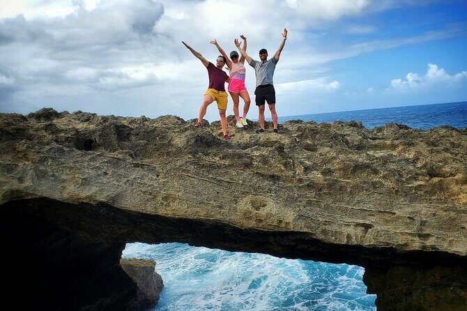 Private Puerto Rico's Bucket List 3 Day Package with hotel pickup - FAQ