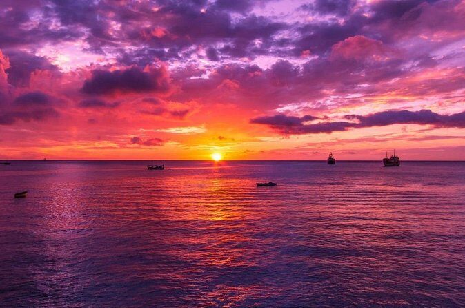 Private & Romantic Sunset Cruise Under Sails - FAQ
