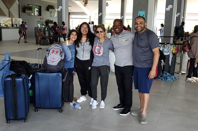 Private Round Trip Airport Transfer from Montego Bay to Ocho Rios - Authenticity and Reviews: What Travelers Love