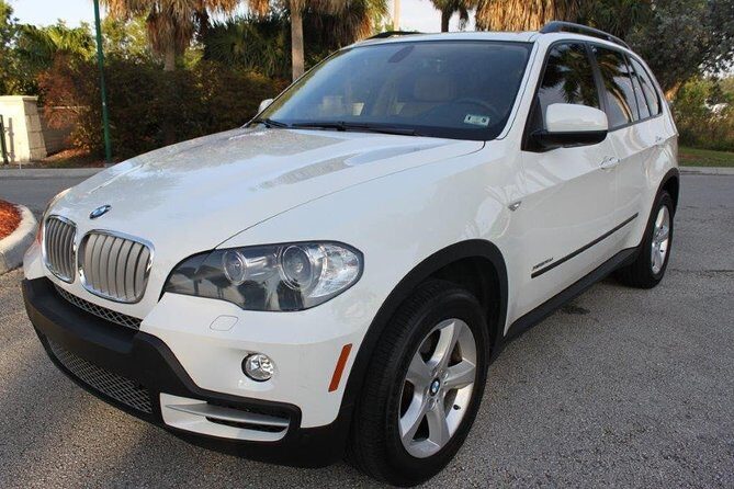 Private Round Trip Airport (UVF) Transfer: Luxury SUV - Practical Details