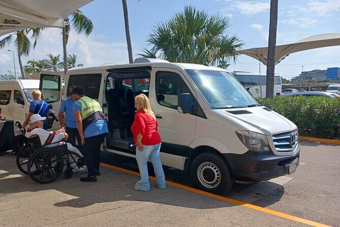 Private Round-Trip Transfer Airport and Boca de Tomatlan - Who Should Consider This Service?