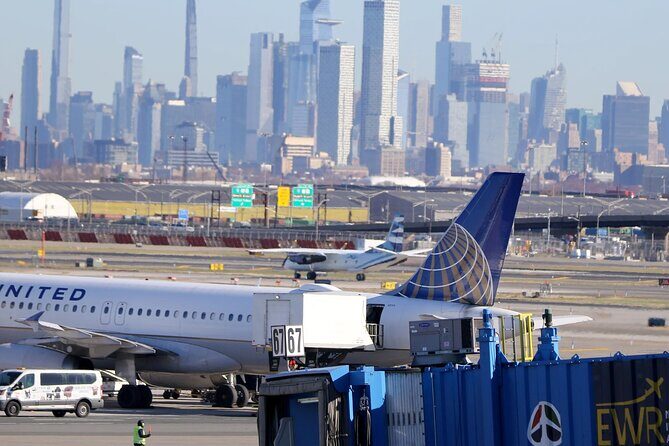 Private Roundtrip to Newark Liberty International Airport - An In-Depth Look at the Experience