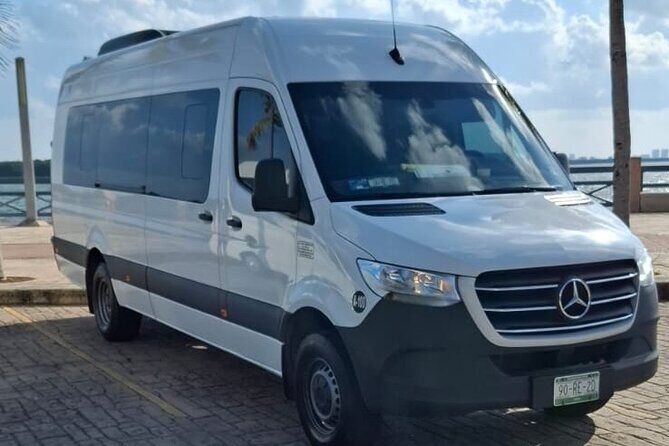 Private Roundtrip transfer from Cancun Airport up Puerto Morelos - Key Points