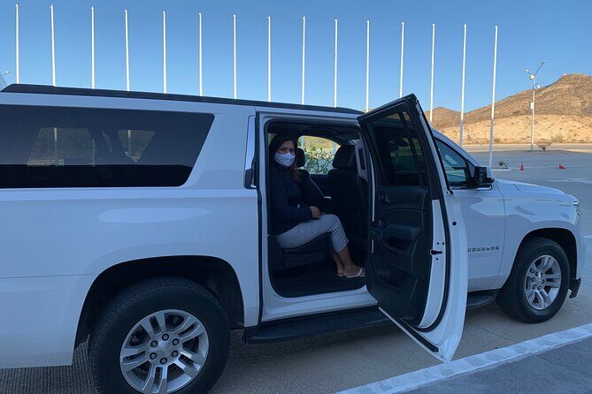 Private Roundtrip Transfer from Los Cabos Airport - Key Points