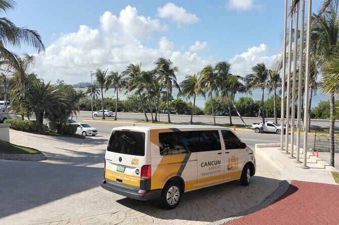 Private Roundtrip Transportation from CUN to Boulevard Kukulcan - What the Experience Feels Like