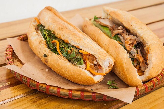 Private Saigon Street Food Tour with Motorbike - Analyzing the Itinerary: What to Expect