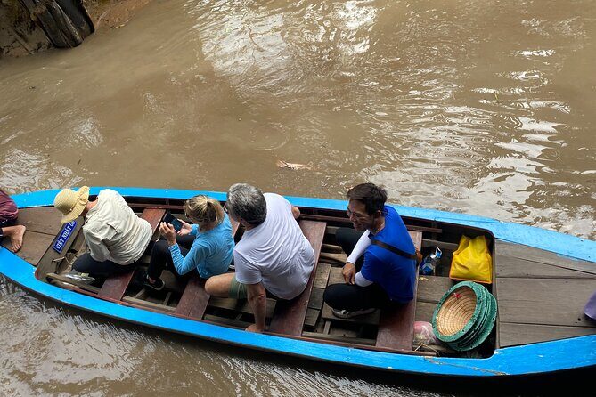 Private Saigon Ultimate Street Food and Sightseeing By Motorbike - Detailed Breakdown of the Itinerary