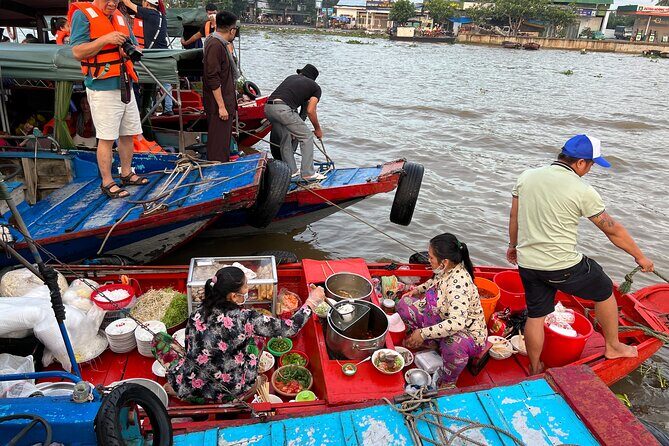 Private Saigon Ultimate Street Food and Sightseeing By Motorbike - The Sum Up