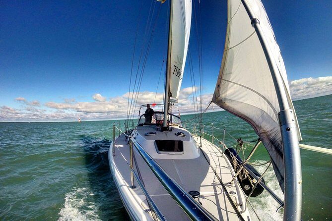 Private Sailing on Beautiful Lake Michigan - Navy Pier, Chicago - Comfort and Practicalities