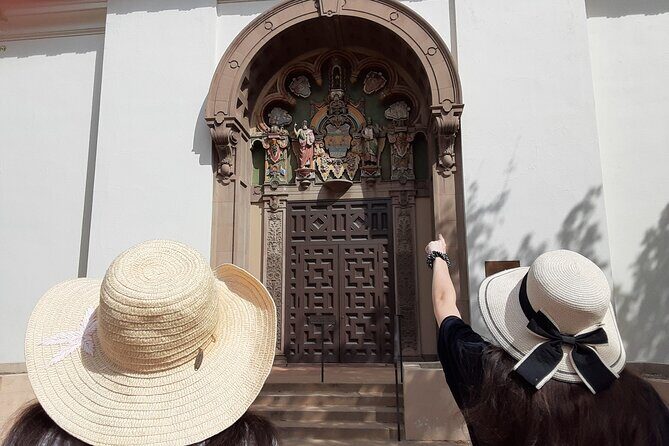 Private Santa Barbara History and Architecture Walking Tour - Iconic Public Spaces