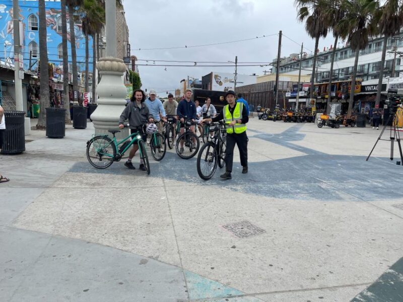 Private Santa Monica and Venice Beach Bike Tour - What the Reviews Say