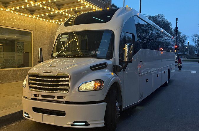 Private Sedan Transfer from O'Hare and Midway Airport to Chicago - Deep Dive into the Experience