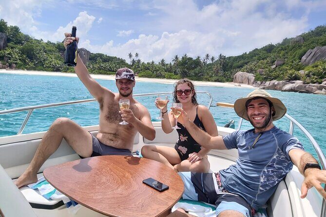 Private Seychelles Islands Tour by Boat with snacks & drinks - Practical Tips for a Smooth Experience