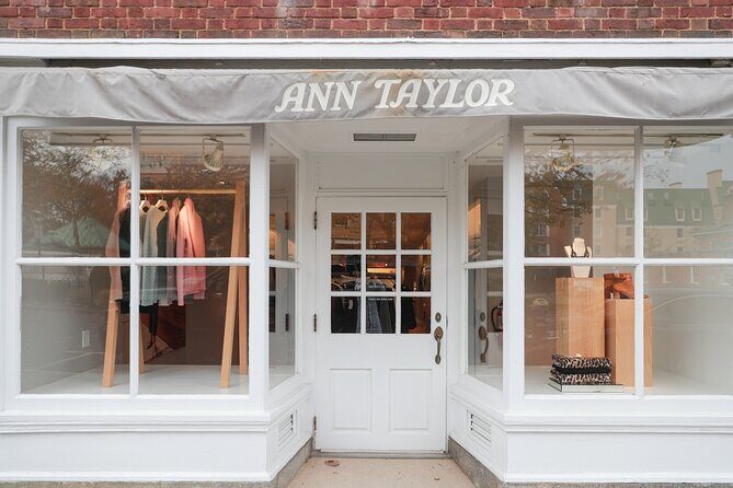 Private Shopping Tour from Chicago to Lighthouse Place Outlets - The Itinerary in Detail