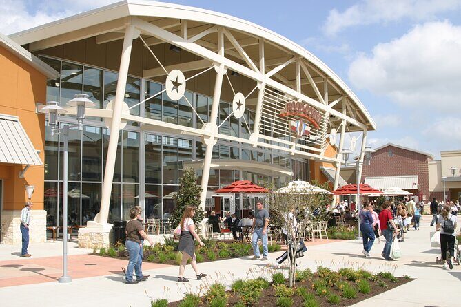 Private Shopping Tour from Houston to Houston Premium Outlets - Key Points