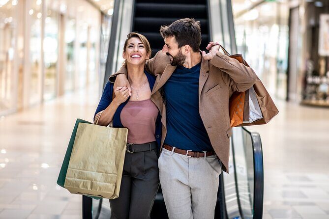 Private Shopping Tour from Melbourne hotels to DFO Uni Hill - Key Points