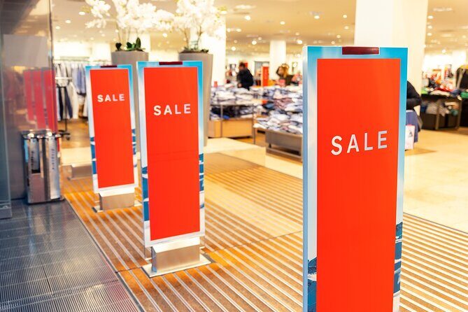 Private Shopping Tour from Seattle hotels to The Outlet Seattle - FAQs