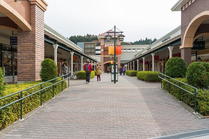 Private Shopping Tour from Tokyo city to Gotemba Premium Outlets - The Itinerary in Detail