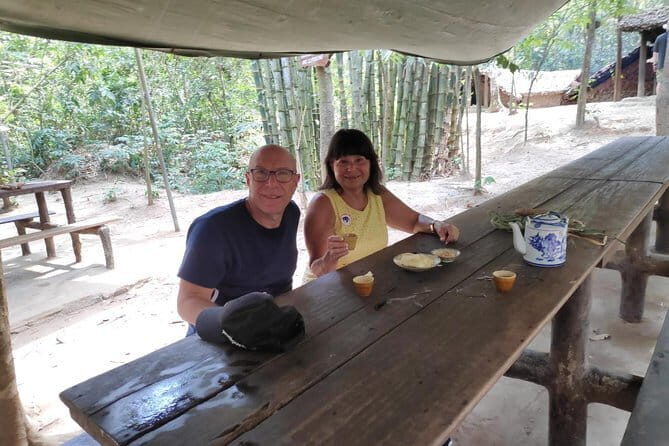 Private Shore Excursion: Cu Chi Tunnels & Ho Chi Minh City from Phu My Port - Visiting Ben Thanh Market: a lively taste of Saigon’s modern side