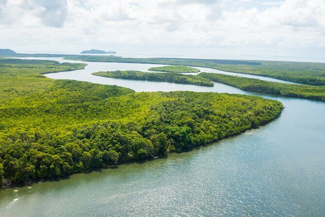 Private Shore Tour: Seafood Sail Cruise Port Douglas - Practical Information and Considerations
