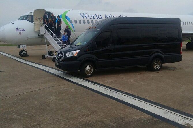 Private Shuttle Galveston to Hobby Airport (HOU) For 10 Travelers - Key Points