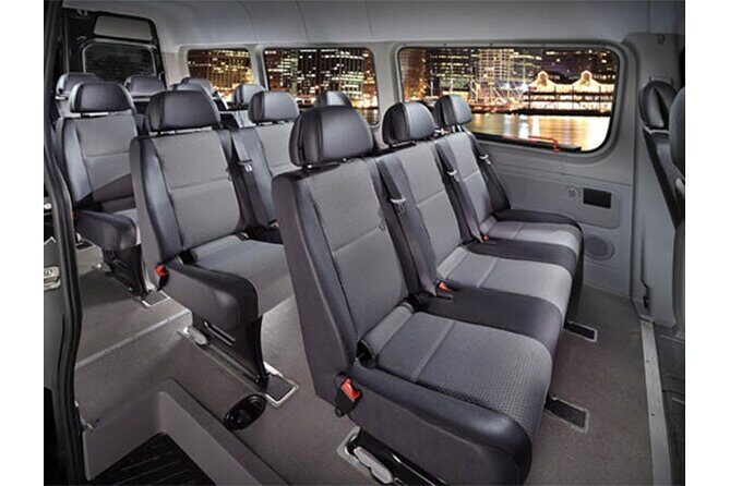 Private Shuttle Transfer Waikiki and Ko olina Paradise cove luau - Key Points