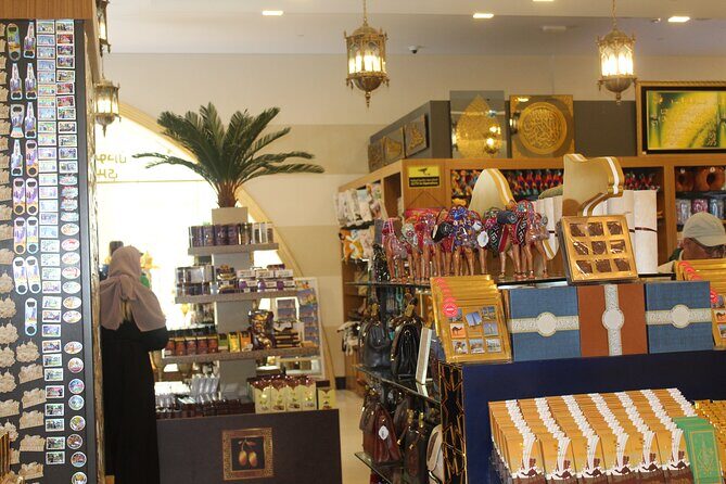 Private Sightseeing Tour in Abu Dhabi - A Deep Dive into the Itinerary